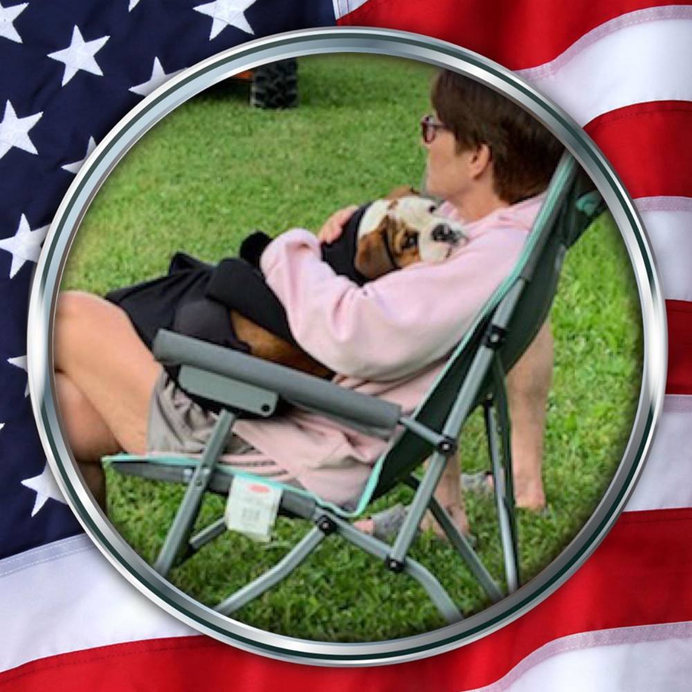 Meet your Posher, Carla